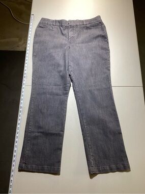 Gloria Vanderbilt Gray Straight-Leg Jeans